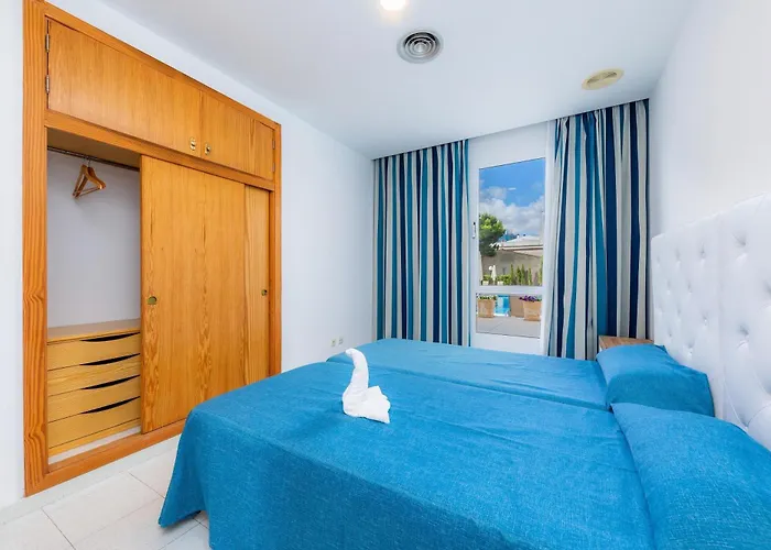 Aparthotel Via Alemanya 3*